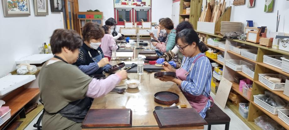 2022 계룡면 상반기 평생학습 "옻칠공예" 이미지